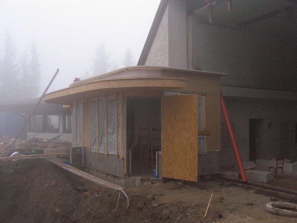 2005_10_03_b1_talastation.jpg