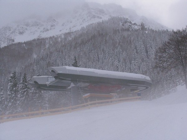 2005_11_26_c2_bergstation.jpg