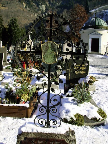 03c_grabkreuz.jpg
