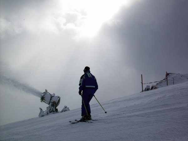 11_schneekanone.jpg