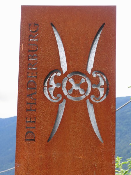 098_salurn_haderburg.jpg